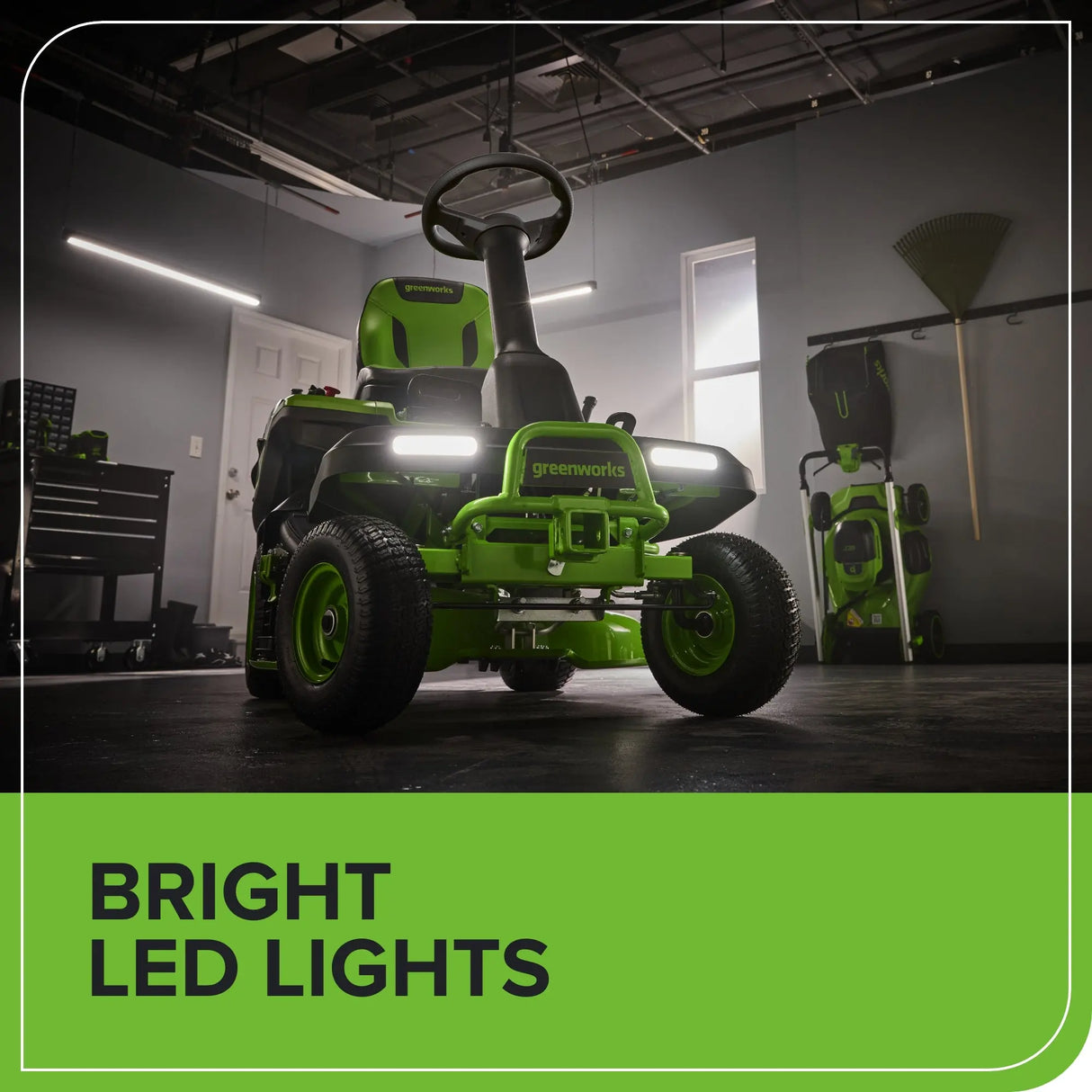 Tracteur autoporté CrossoverT 60 V, 30 pouces, 4 batteries 8 Ah et chargeur 600 W inclus