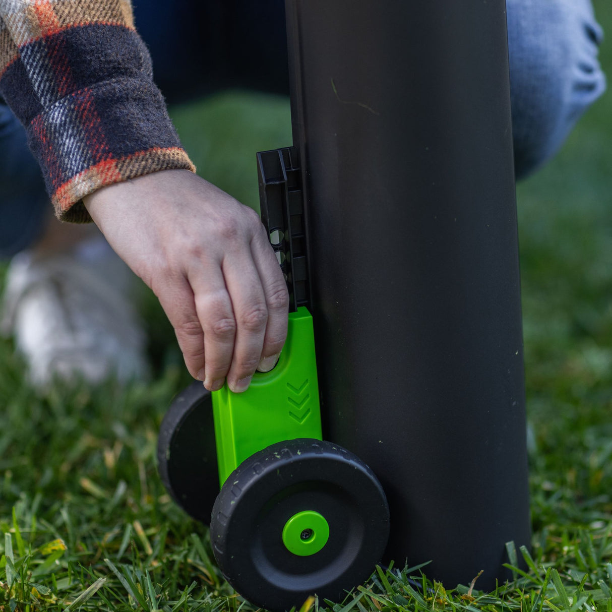 Souffleur/Aspirateur à feuilles 60 V, 520 CFM (pi³/min), batterie 4,0 Ah et chargeur inclus